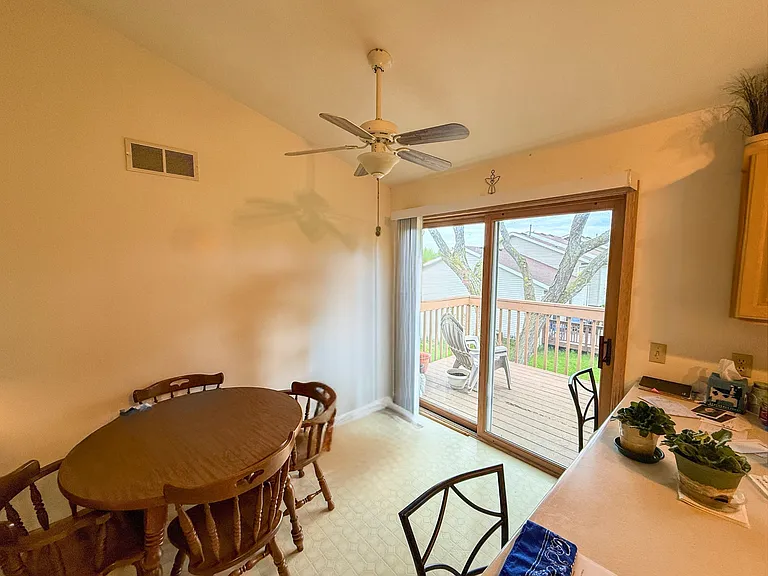 101 Northlawn Dr #A — Photo 10