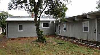 2nd image of 4439 Winchester Dr