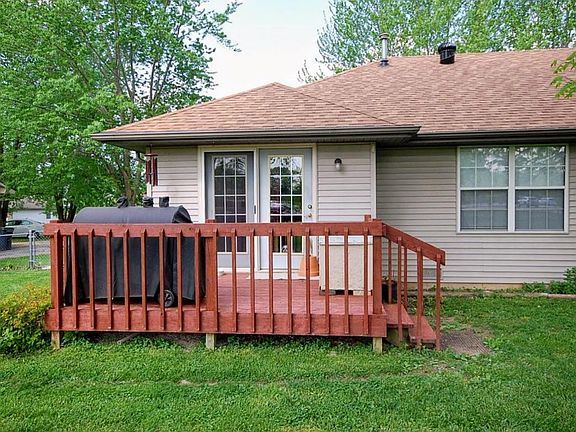 4th image of 118 Grand Prairie Dr