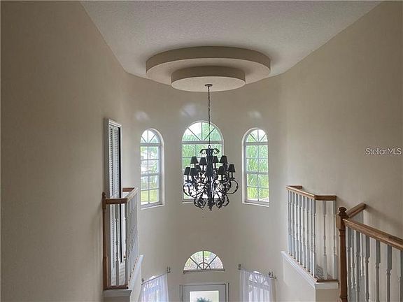 3rd image of 215 Bay Arbor Blvd