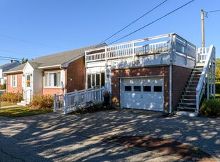 24 W Shore Dr, Old Saybrook, CT 06475