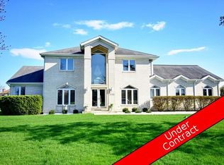 29W565 Trinity Ln, West Chicago, IL