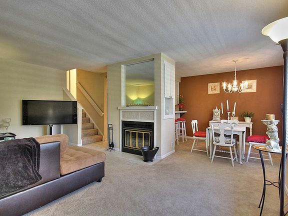4th image of 954 La Barbera Dr