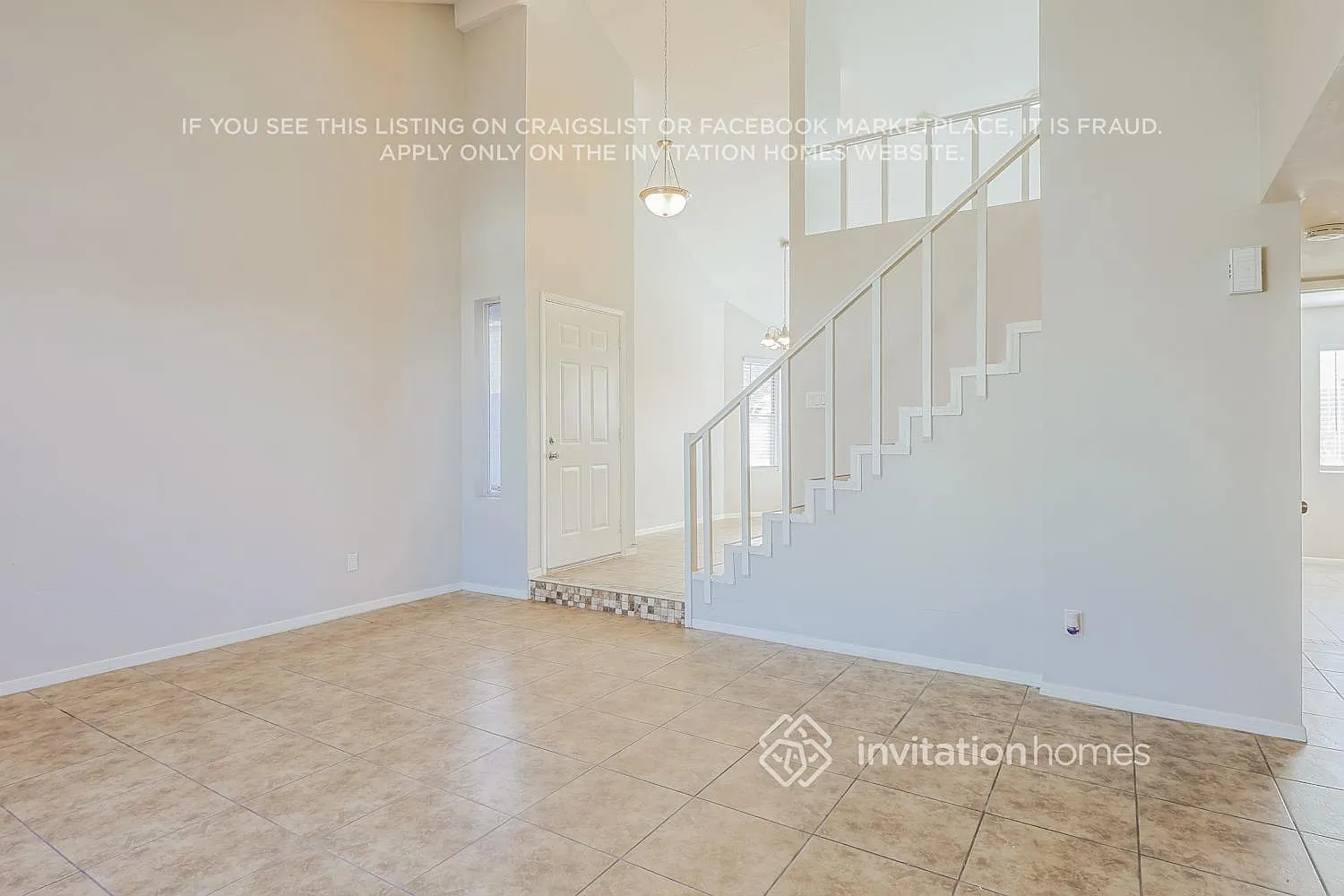 5829 S 42Nd St Phoenix, AZ 85040 — Photo 3