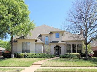 4216 Crown Knoll Cir, Flower Mound, TX 75028