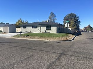 515 SW 11th St, Ontario, OR 97914