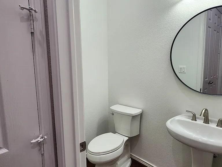 1211 Lake Pointe Way — Photo 10