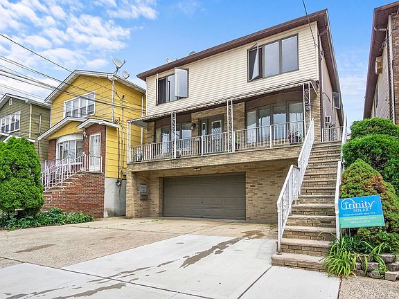 2nd image of 520 Avenue A