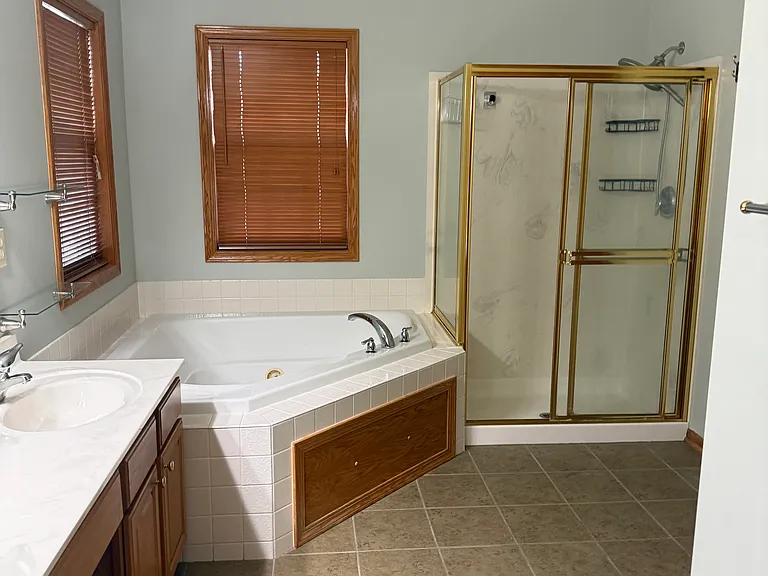 1900 Smoky Meadow Dr — Photo 10