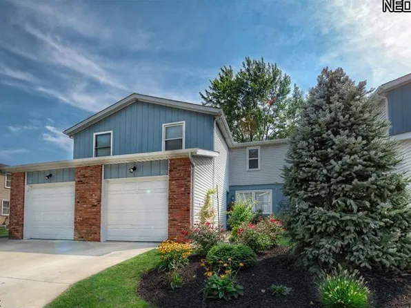 8220 Lancaster Dr #4, Mentor, OH 44060