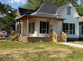2431 Washington Ave, Parsons, KS 67357