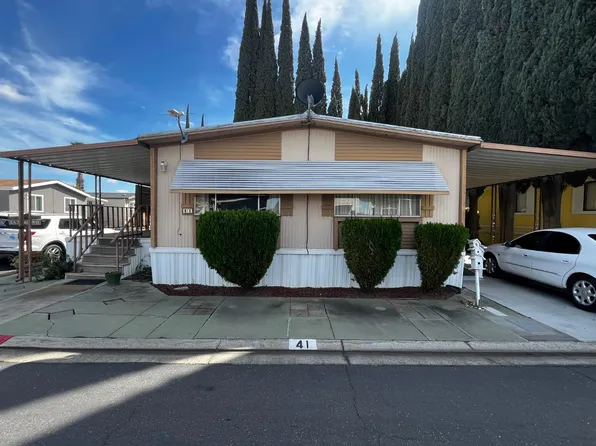 250 E Las Palmas Ave Space 41, Patterson, CA 95363