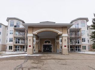 69 Crystal Ln #302, Strathcona County, AB T8H2E9