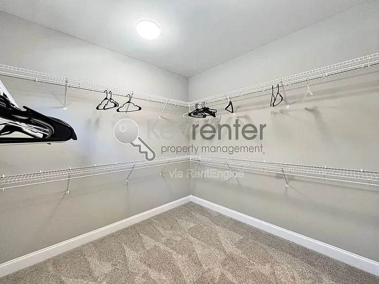2758 Waterhaven Dr — Photo 20
