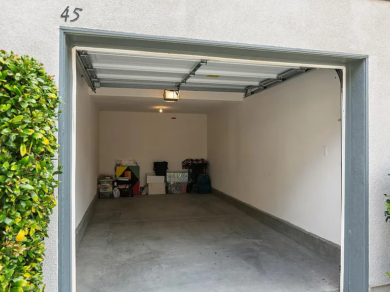 16915 Hutchins Lndg #45 — Photo 23