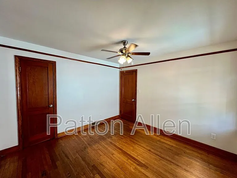 29 Evergreen Ave — Photo 18