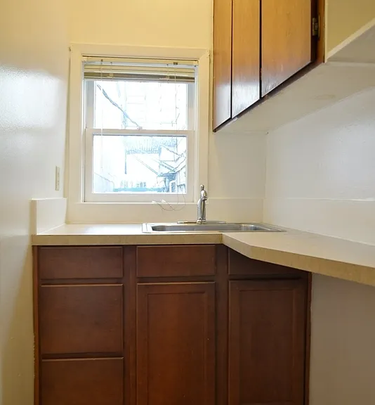 2704 NE Sandy Blvd — Photo 4