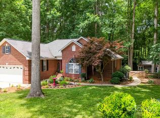 6014 Bryant Ln, Waxhaw, NC 28173