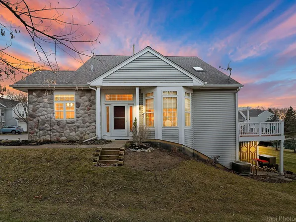 26156 W Vista Ct, Ingleside, IL 60041