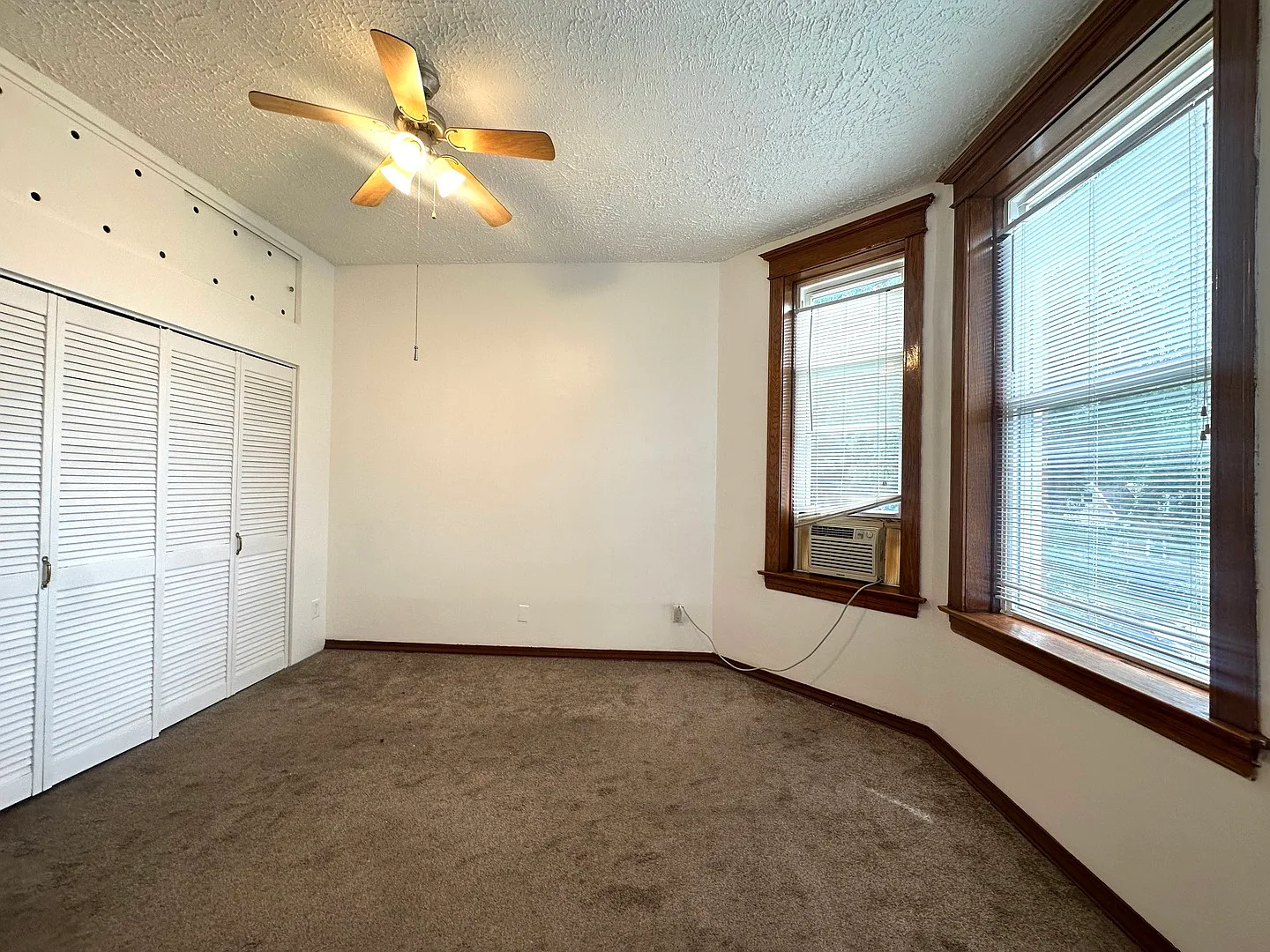 2 bed, 1200 sqft, $1,850 — Photo 4