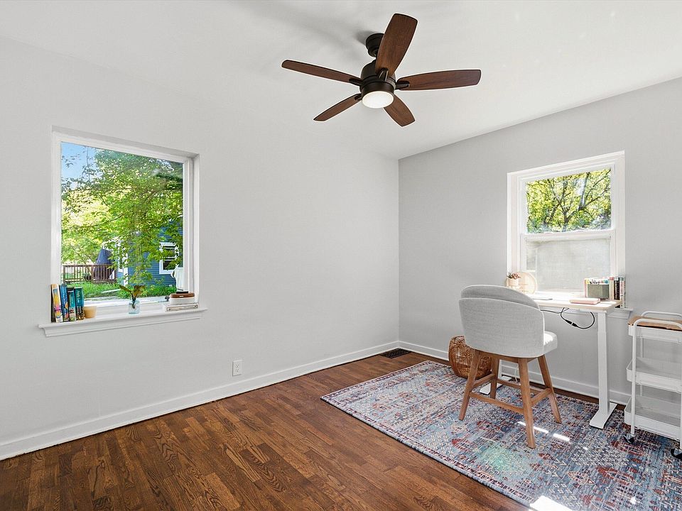 835 W Silver Lake Rd, photo 12