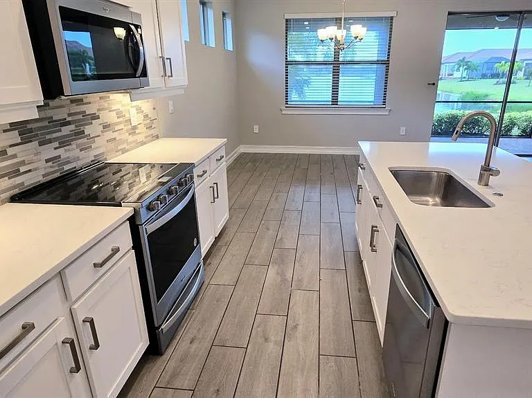 233 Vinadio Blvd — Photo 17