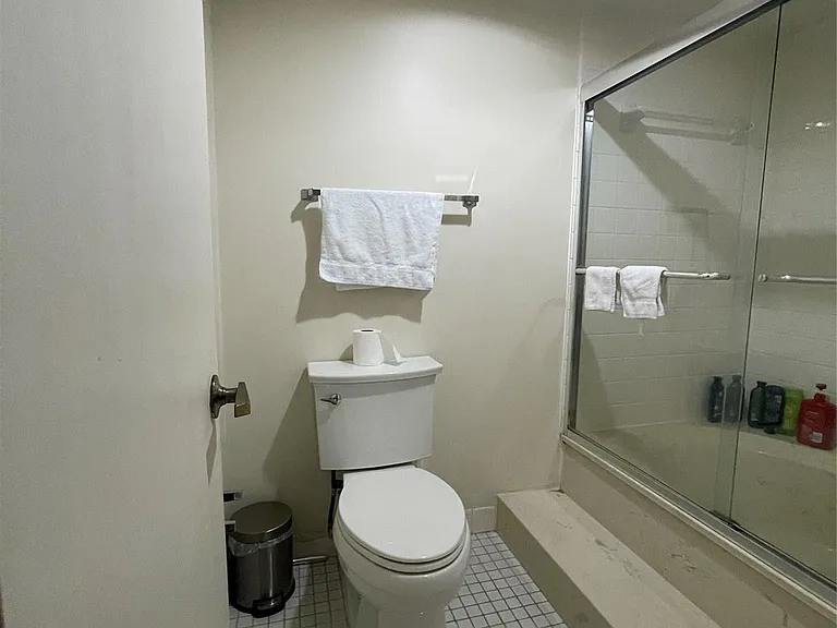 16141 Blatt Blvd — Photo 38
