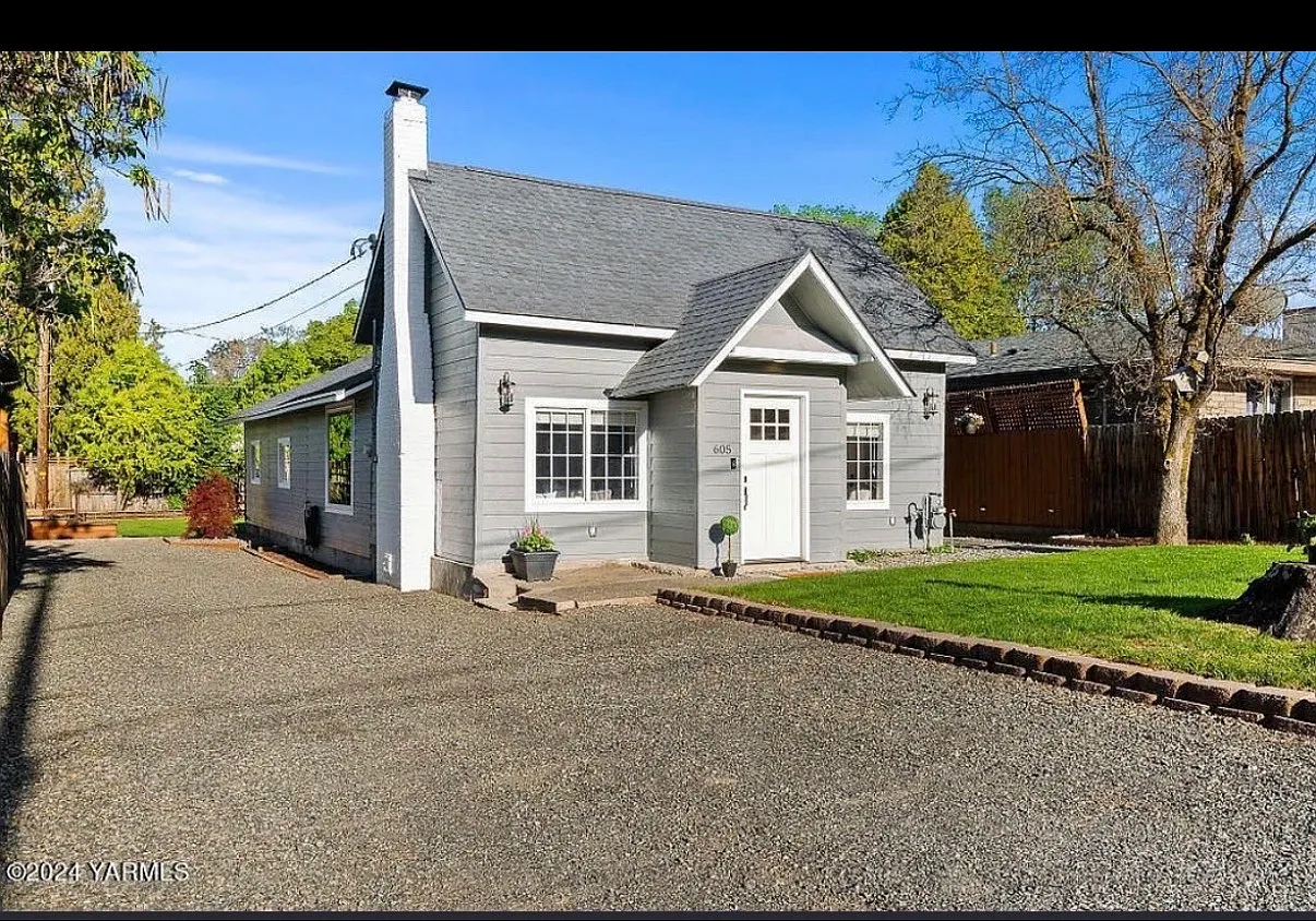 S 22nd Ave, Yakima — Photo 2