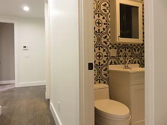 Rented by Rennit Inc.