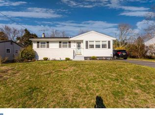22 Lombardy Rd, Turnersville, NJ 08012