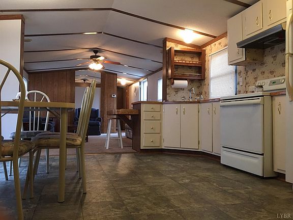 4th image of 172 Chestnut Creek Dr