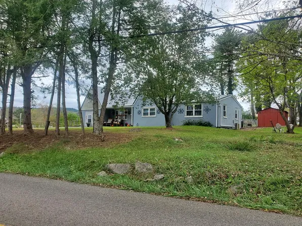 20 Clairmont Cir, Castlewood, VA 24224