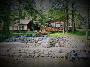 5183 Oakridge Dr, Beaverton, MI 48612