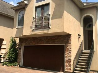 5228 Washington Ave, Houston, TX 77007