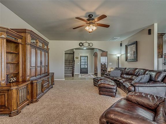 5th image of 5808 SE 142nd St