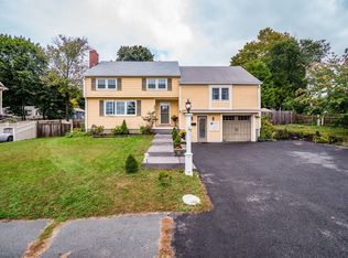 23 Edgemont Ave, Reading, MA 01867