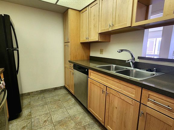 5th image of 1119 Albany St APT 330