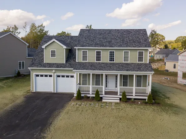 164 Crownshield Ave, Uxbridge, MA 01569