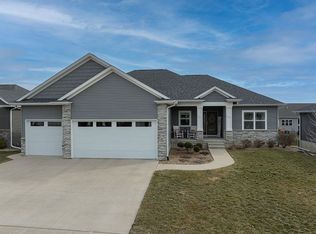 187 W Williams Dr, Marion, IA 52302