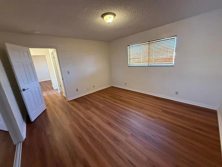 20788 Thunderbird Rd — Photo 37