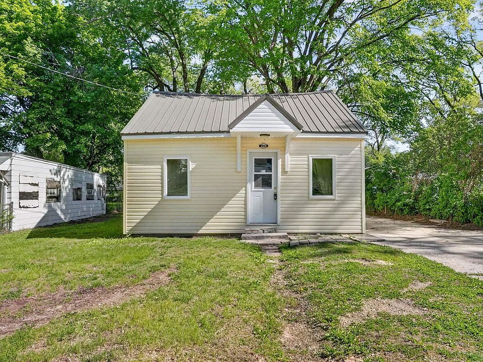 1st image of 235 Feldt Ave