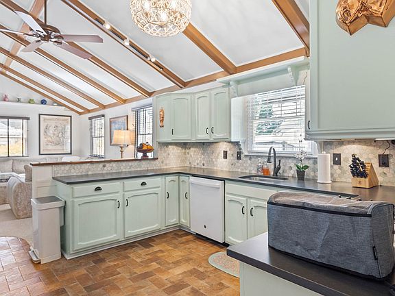 5th image of 106 Kingsbridge Rd