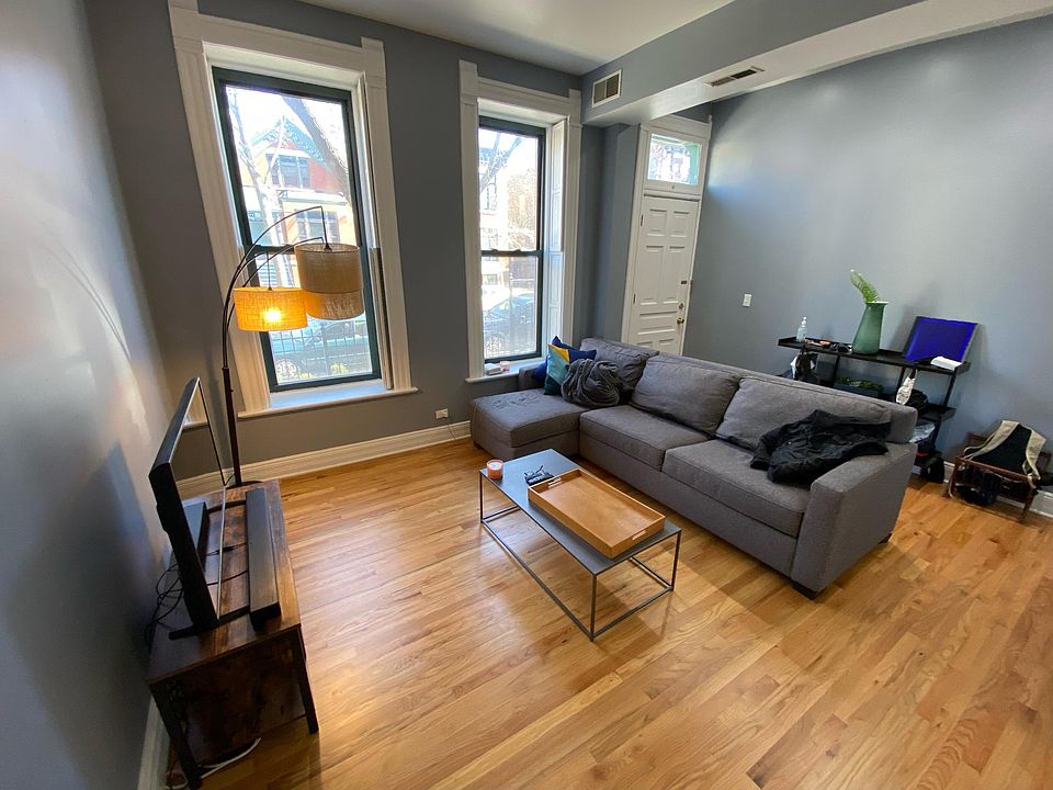 1st image of 1312 N Hoyne Ave #1F
