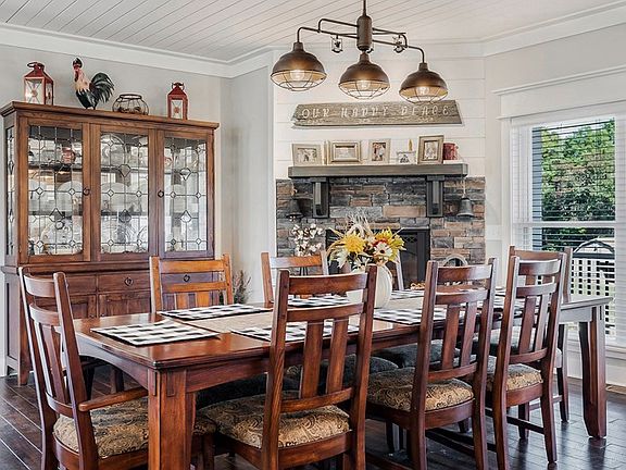 26th image of 3868 Burgess Falls Rd