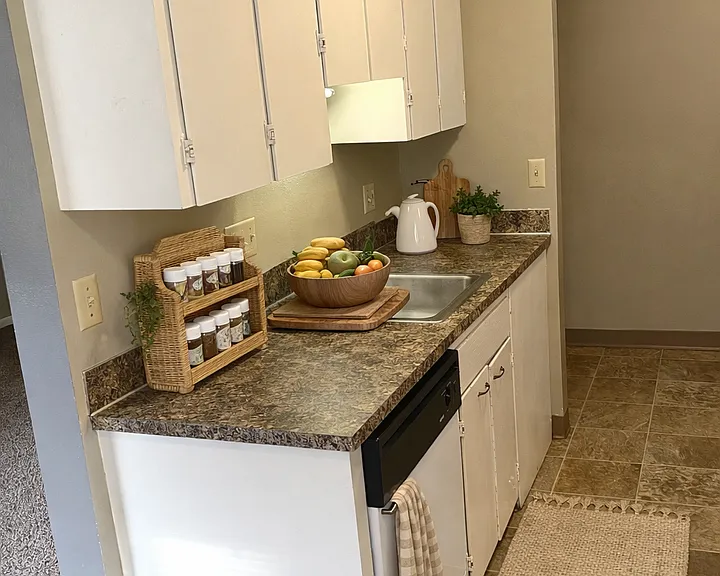 229 Canyon Dr #3 — Photo 3