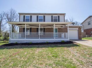 9216 Foxtail Ct, Crestwood, KY 40014