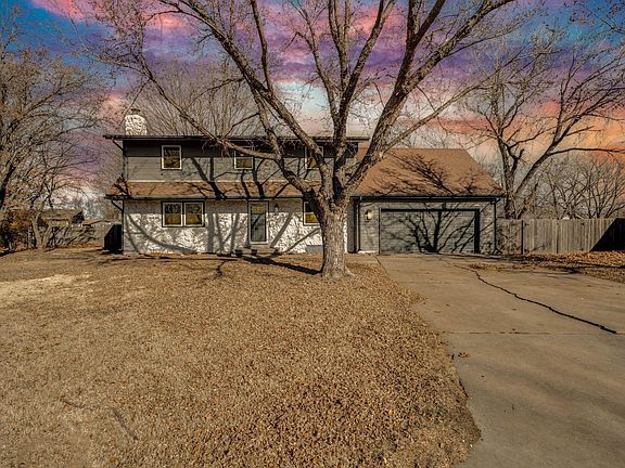 3rd image of 1410 N Meeker Ct