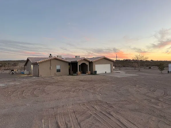 5455 Maura Ln, Las Cruces, NM 88012