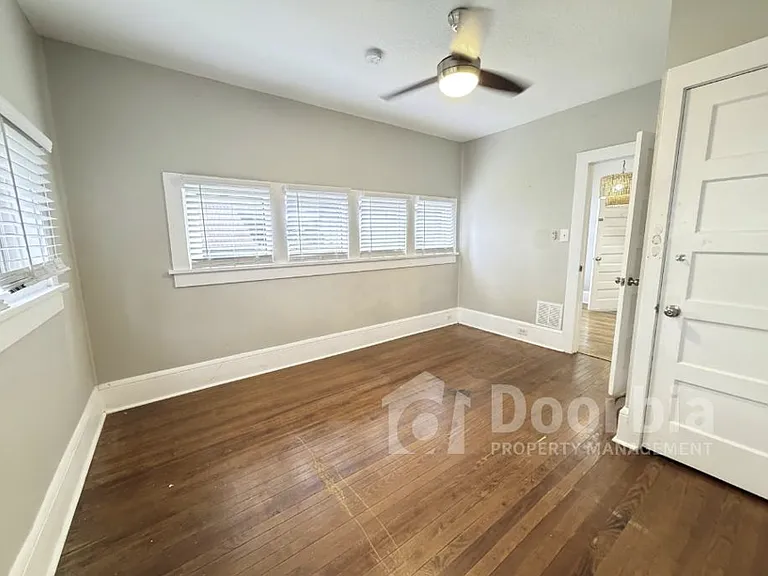 1763 Landon Ave — Photo 10