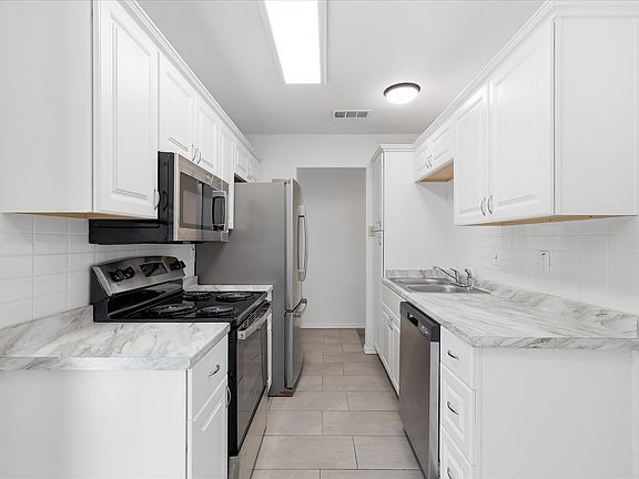 5th image of 1211 Aspen Dr